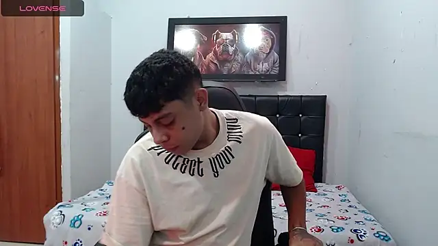 Snapshot of Wiiliam_20 chatting on February 12, 3:27 pm Wiiliam 20 online show from February 12, 3:27 pm