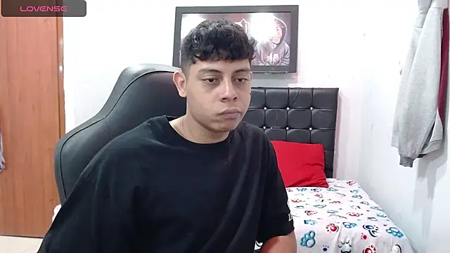 Snapshot of Wiiliam_20 chatting on February 14, 3:15 pm Wiiliam 20 online show from February 14, 3:15 pm