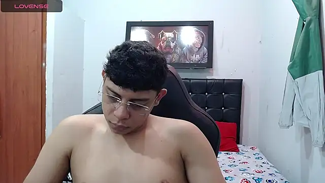 Snapshot of Wiiliam_20 chatting on February 15, 12:11 pm Wiiliam 20 online show from February 15, 12:11 pm