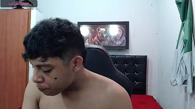 Snapshot of Wiiliam_20 chatting on March 4, 4:30 pm Wiiliam 20 online show from March 4, 4:30 pm