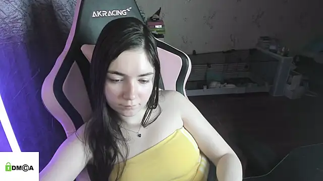 Crazy forest fairy online show from March 8, 2:04 am