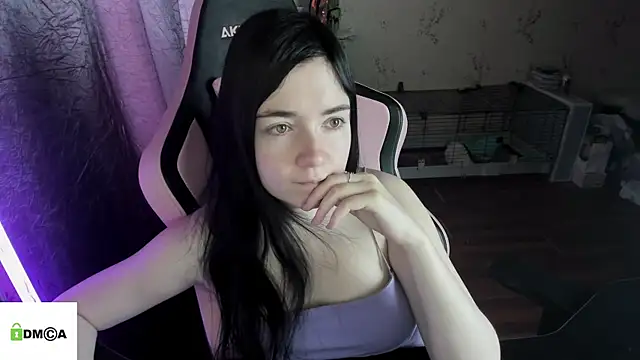 Snapshot of Crazy_forest_fairy chatting on May 15, 2:51 am Crazy forest fairy online show from May 15, 2:51 am
