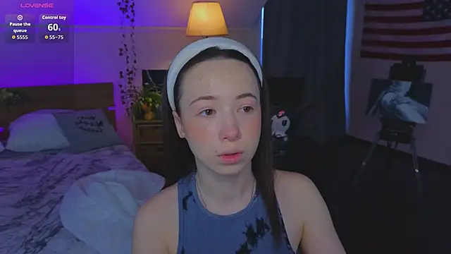 Hayle Hill online show from March 30, 12:33 am