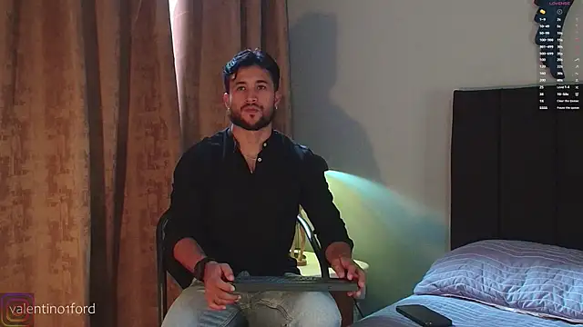 Snapshot of Valentinoford chatting on September 10, 8:42 pm Valentinoford online show from September 10, 8:42 pm