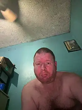 Snapshot of Diaperking916 chatting on February 16, 5:26 am Diaperking916 online show from February 16, 5:26 am