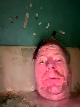 Snapshot of Diaperking916 chatting on October 23, 3:50 am Diaperking916 online show from October 23, 3:50 am