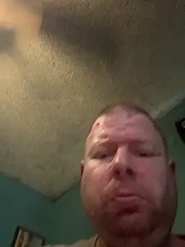 Snapshot of Diaperking916 chatting on March 14, 3:06 pm Diaperking916 online show from March 14, 3:06 pm