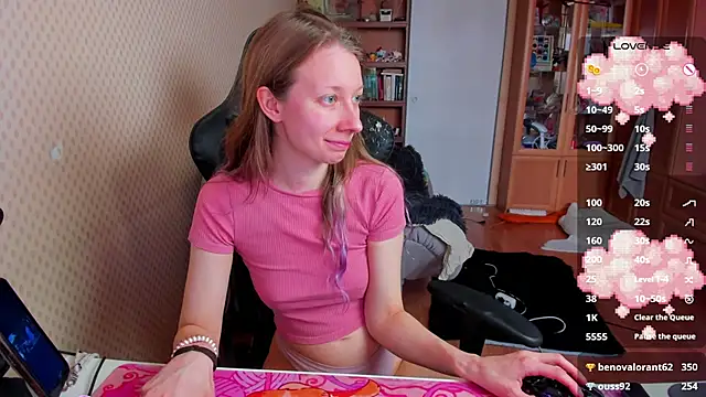 cutieMila online show from April 12, 10:09 am