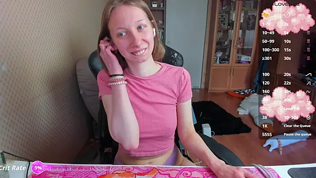 Snapshot of cutieMila chatting on May 15, 10:11 am cutieMila online show from May 15, 10:11 am