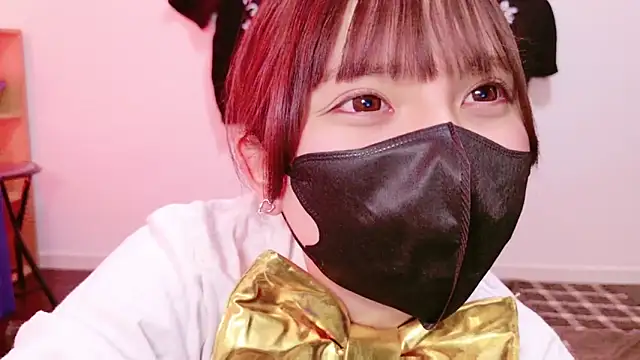 Snapshot of senachinnn chatting on February 3, 6:45 am senachinnn online show from February 3, 6:45 am