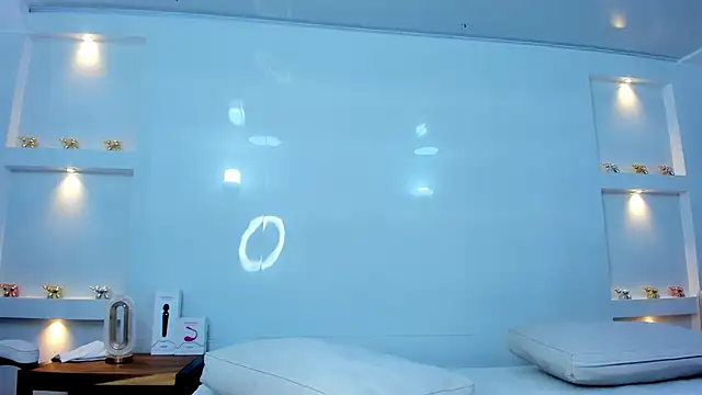 Dalia-Prada online show from November 14, 5:17 am