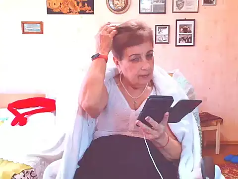 Victoria5643 online show from February 28, 11:00 am