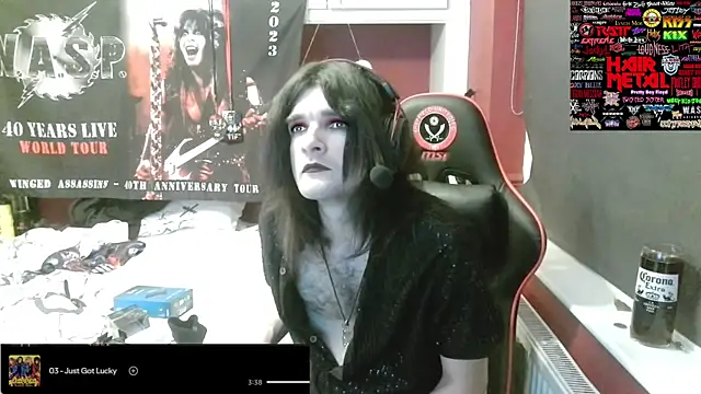 Rocker Assassin66630 online show from May 21, 10:39 pm