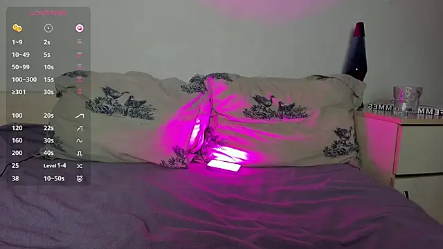 Snapshot of cheryl_mason chatting on December 18, 1:26 am cheryl mason online show from December 18, 1:26 am