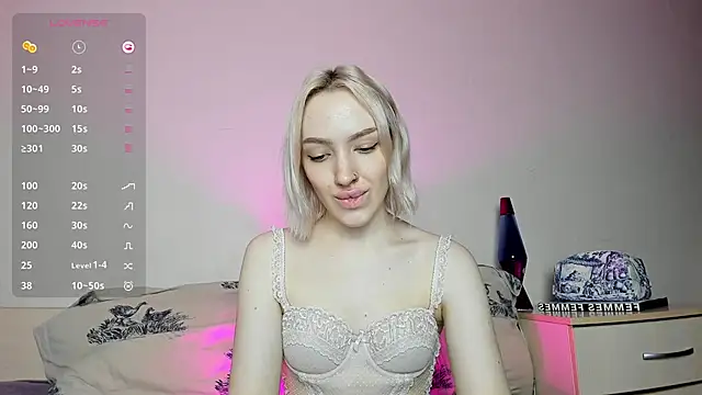 Snapshot of cheryl_mason chatting on January 27, 2:42 am cheryl mason online show from January 27, 2:42 am