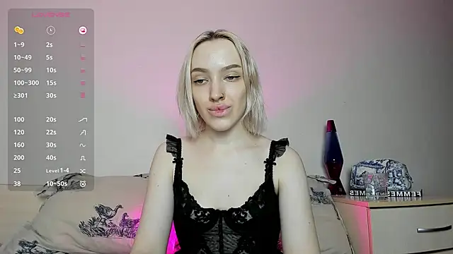 Snapshot of cheryl_mason chatting on January 30, 4:37 am cheryl mason online show from January 30, 4:37 am