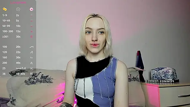 Snapshot of cheryl_mason chatting on February 3, 10:43 pm cheryl mason online show from February 3, 10:43 pm