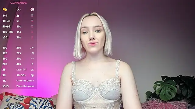 Snapshot of cheryl_mason chatting on May 28, 10:51 pm cheryl mason online show from May 28, 10:51 pm