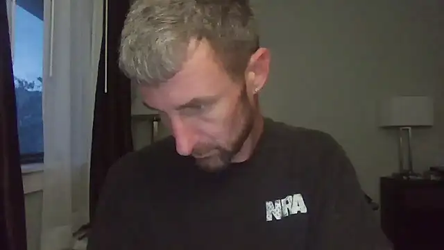 HungStud4You online show from September 20, 11:39 pm