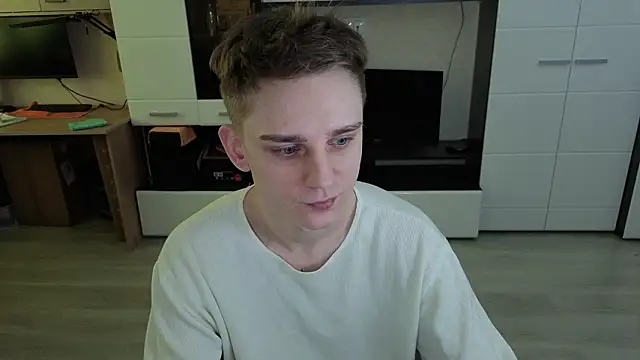 angryzan online show from March 4, 7:58 am