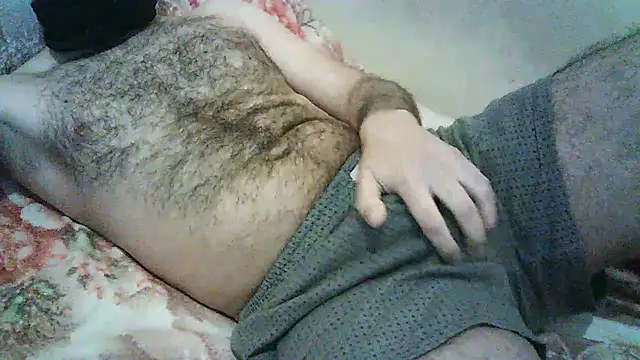 Snapshot of Hairyarabguy chatting on February 3, 6:28 pm Hairyarabguy online show from February 3, 6:28 pm
