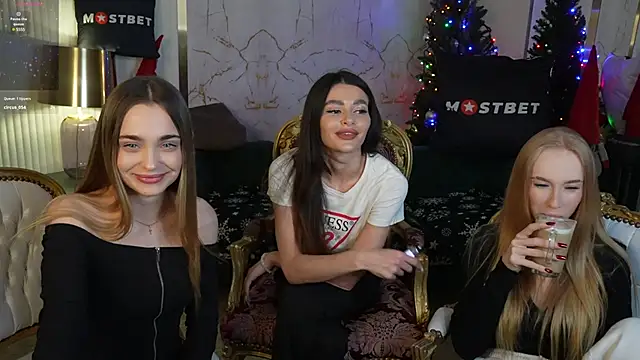 Lana Pulse online show from December 26, 11:35 pm