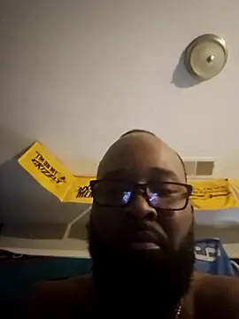 GallowayGooch1085 online show from April 1, 1:52 pm