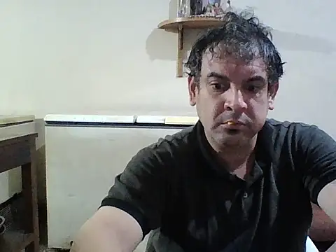 Snapshot of Rodrigo_happy chatting on December 17, 2:06 am Rodrigo happy online show from December 17, 2:06 am