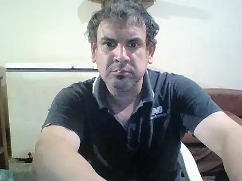 Snapshot of Rodrigo_happy chatting on December 19, 2:07 am Rodrigo happy online show from December 19, 2:07 am