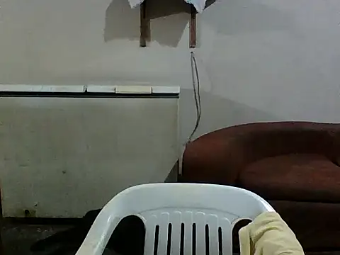 Snapshot of Rodrigo_happy chatting on February 14, 1:02 am Rodrigo happy online show from February 14, 1:02 am