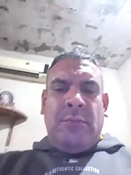 Snapshot of Rodrigo_happy chatting on June 22, 6:43 am Rodrigo happy online show from June 22, 6:43 am