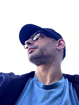 hailzeffn online show from March 8, 9:18 pm