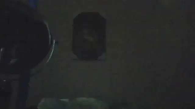 Snapshot of hailzeffn chatting on May 7, 2:33 pm hailzeffn online show from May 7, 2:33 pm