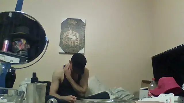 Snapshot of hailzeffn chatting on May 15, 8:05 pm hailzeffn online show from May 15, 8:05 pm
