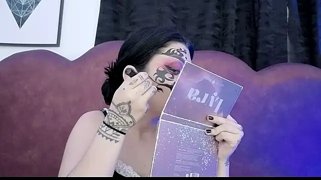Snapshot of sophy_rock chatting on April 21, 3:07 pm sophy rock online show from April 21, 3:07 pm