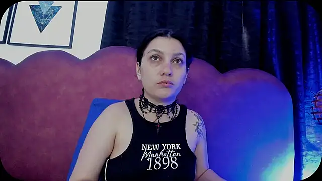Snapshot of sophy_rock chatting on May 20, 7:31 pm sophy rock online show from May 20, 7:31 pm