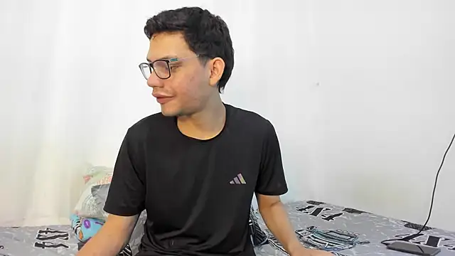 Diego-Monsalve online show from March 24, 11:21 pm