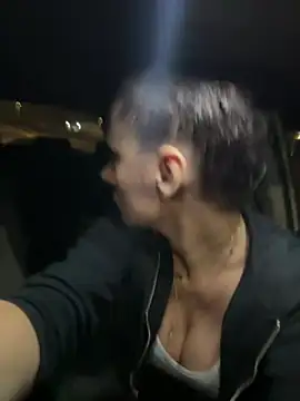 therealbeverlycious online show from April 10, 8:57 pm