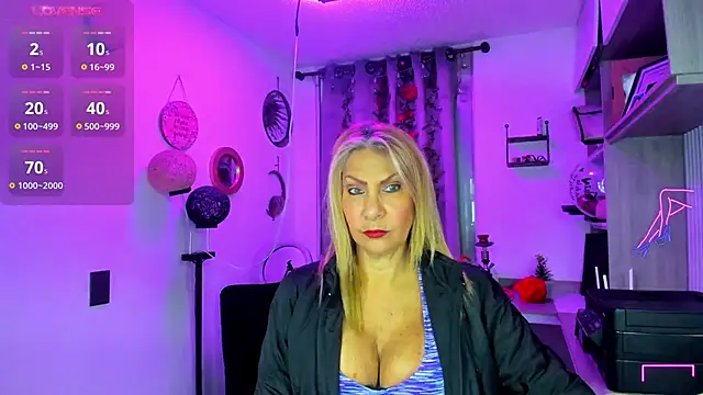  cristal ayala online show from April 21, 10:34 pm