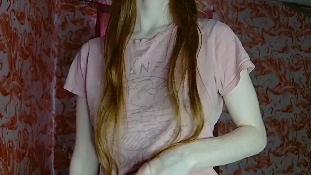 strawberrysmoothie online show from April 27, 6:28 pm