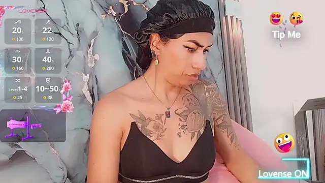 khiara moretti online show from February 23, 11:51 am