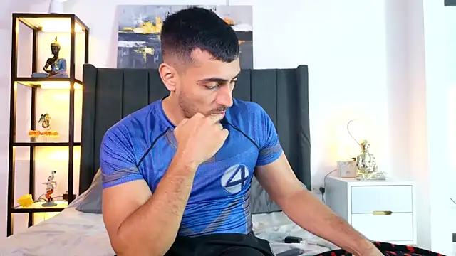 Snapshot of muscle_ares chatting on April 27, 11:58 pm muscle ares online show from April 27, 11:58 pm