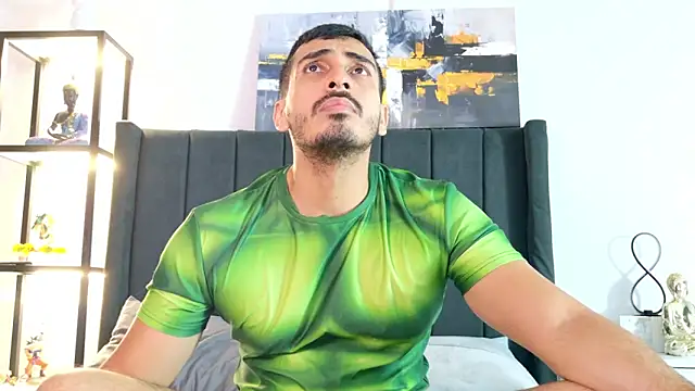 Snapshot of muscle_ares chatting on May 12, 11:24 pm muscle ares online show from May 12, 11:24 pm