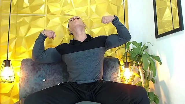 Snapshot of Baxter_Dex chatting on December 17, 4:01 am Baxter Dex online show from December 17, 4:01 am