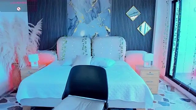 Agathaargent  online show from February 16, 4:14 pm