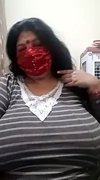 Shoni   online show from December 21, 9:58 pm