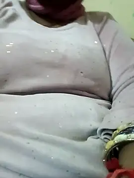 Shoni   online show from December 15, 4:00 pm