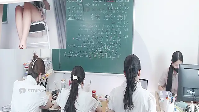 Snapshot of _Math_ chatting on September 16, 3:29 am Math online show from September 16, 3:29 am