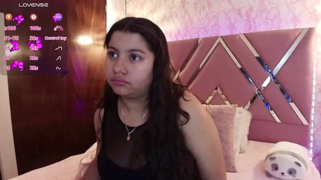 Snapshot of Miaa_Smiith1 chatting on March 4, 12:22 pm Miaa Smiith1 online show from March 4, 12:22 pm