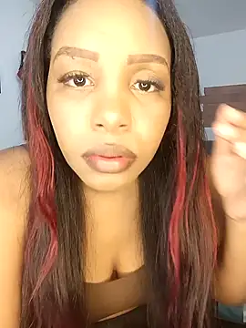 Snapshot of kitty__blackgl chatting on December 13, 9:35 am kitty blackgl online show from December 13, 9:35 am